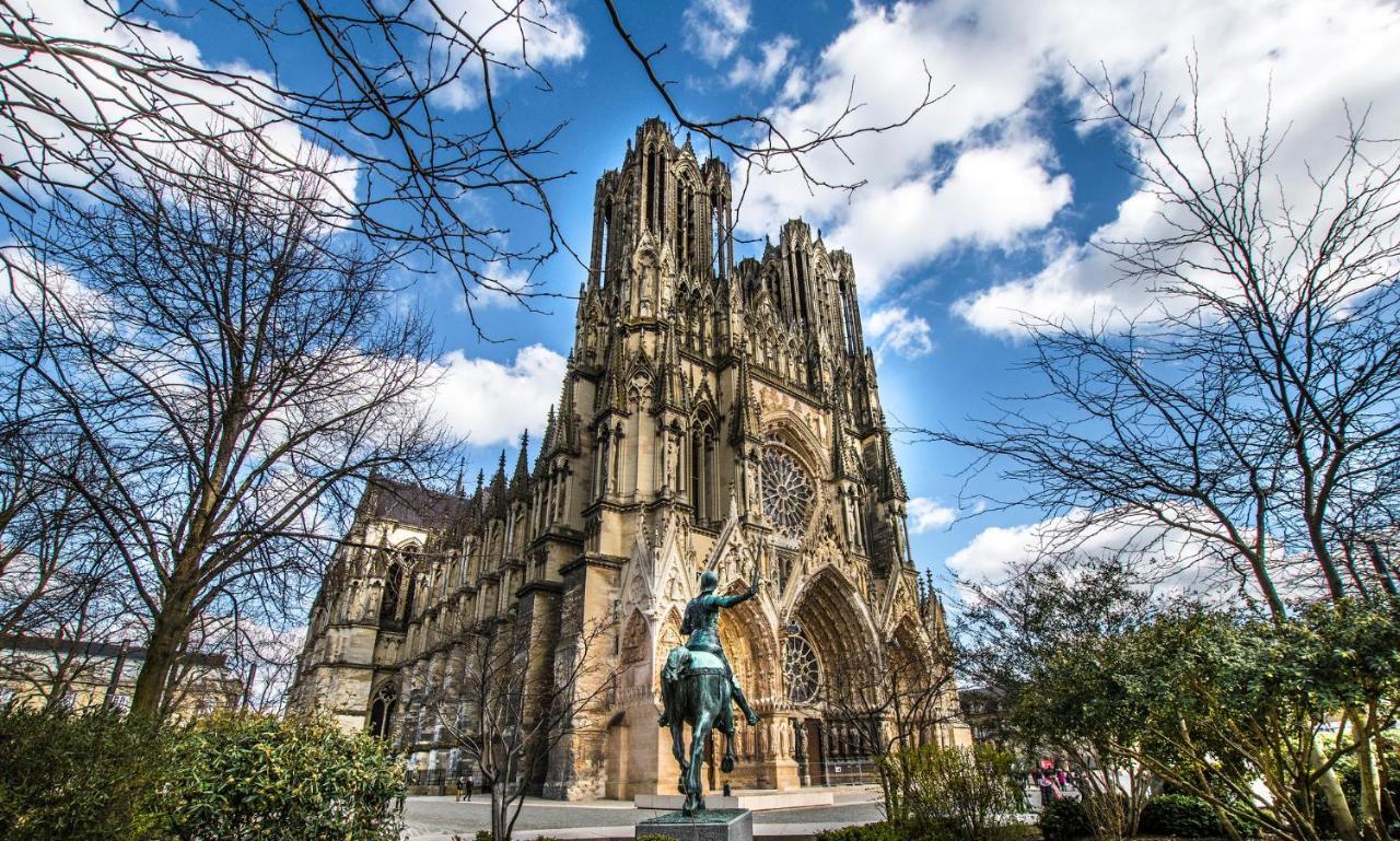 Mm Suites Reims Centre Terasse Exteriör bild